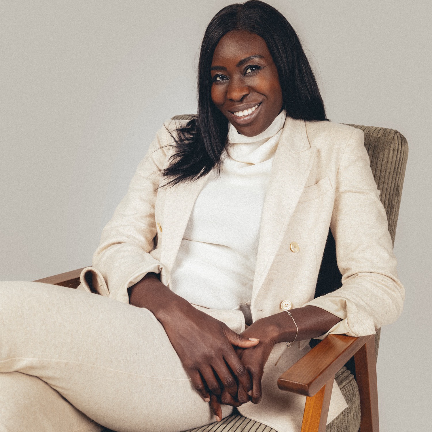thioro your own sens Portrait souriant de Thioro Loum